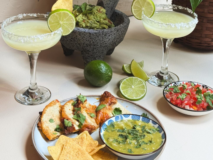 Cu4tro Restaurant & Tequila Bar slider image