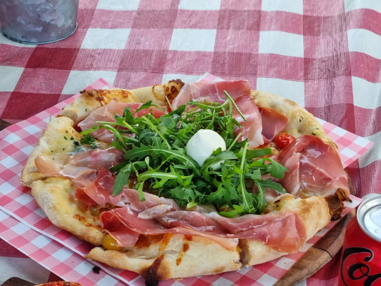 Lilyfield Pizzeria Rosticceria slider image