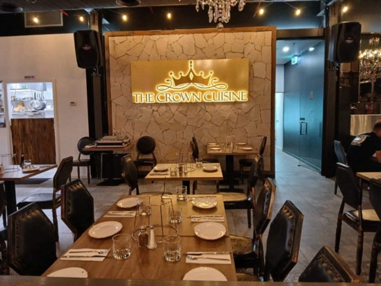 The Crown Cuisine slider image