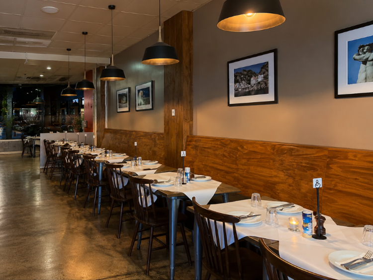 Queen Margherita Pizza - Bentleigh East slider image