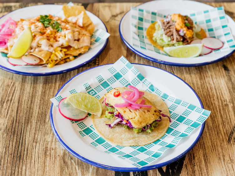 Street Taco Bar & Taqueria - Paradise Point  slider image