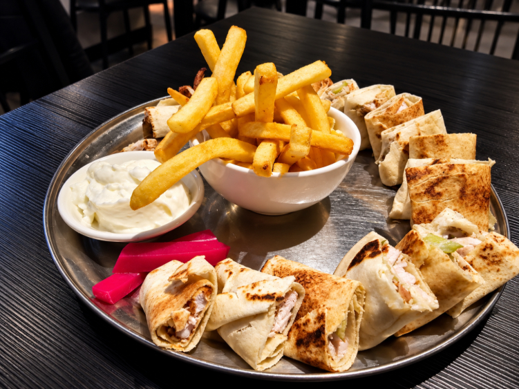 Arabesque Restaurant and Lounge slider image