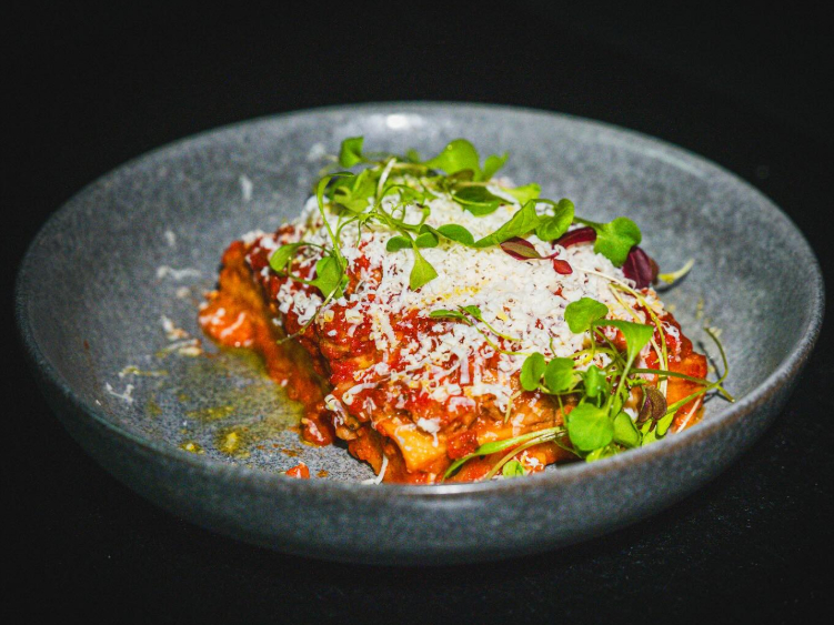 Ollie's Pizza Parlour slider image