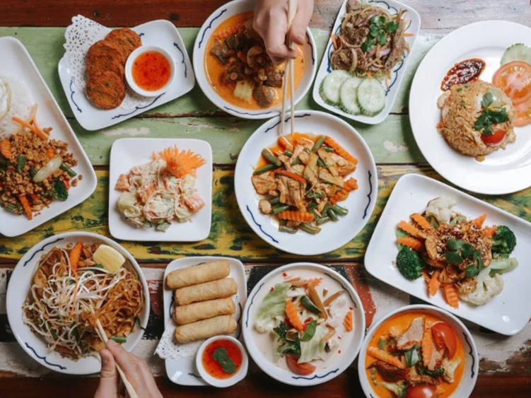 Nora Thai Street Food slider image