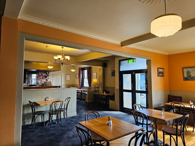 The Tasmanian Inn slider image