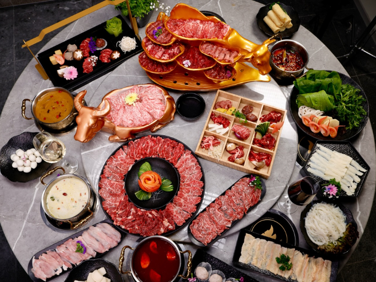 Master Cow Hot Pot slider image