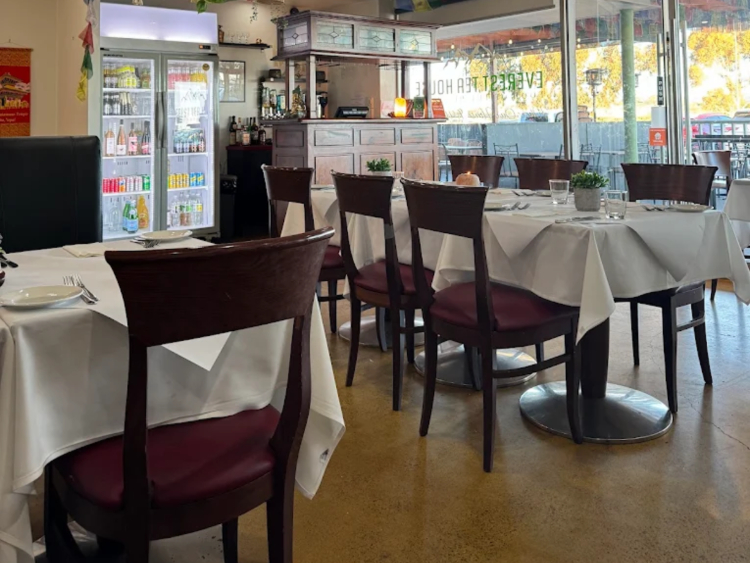 Everest Tea House slider image