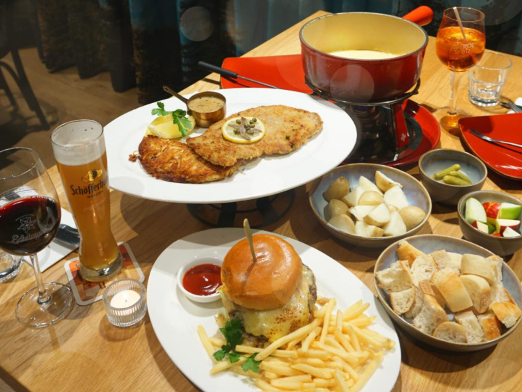 Edelwyss Bistro & Bar slider image