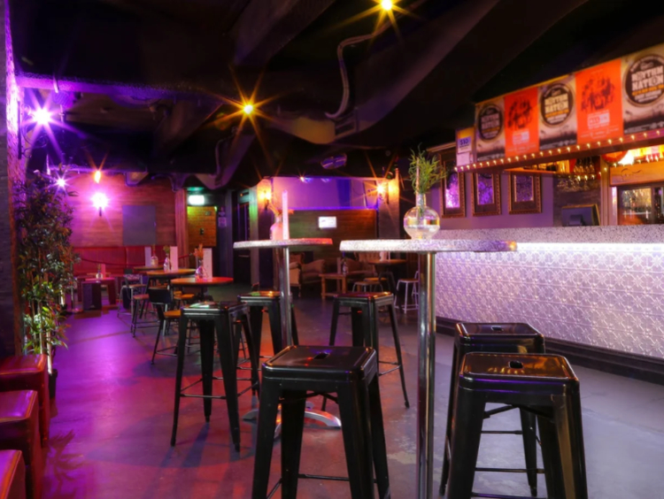 Chaise Lounge - Melbourne slider image