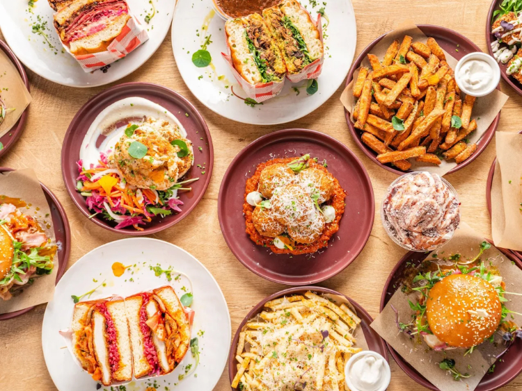 Remy’s Deli slider image