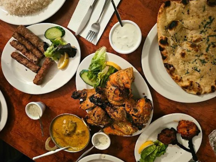 Tandoor & Curry House slider image