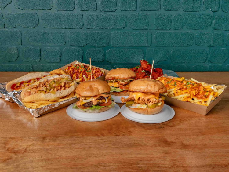 BRNX Pizza, Burger & Hot Dogs - Deer Park slider image