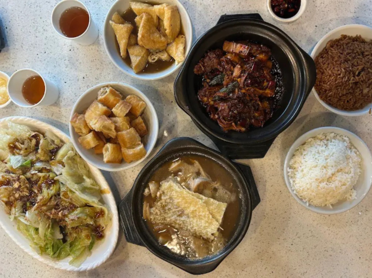 Chan Kee Bak Kut Teh slider image