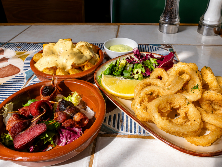 Santiago's Tapas slider image