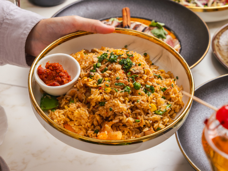 Aka Asiatique Dining & Bar slider image
