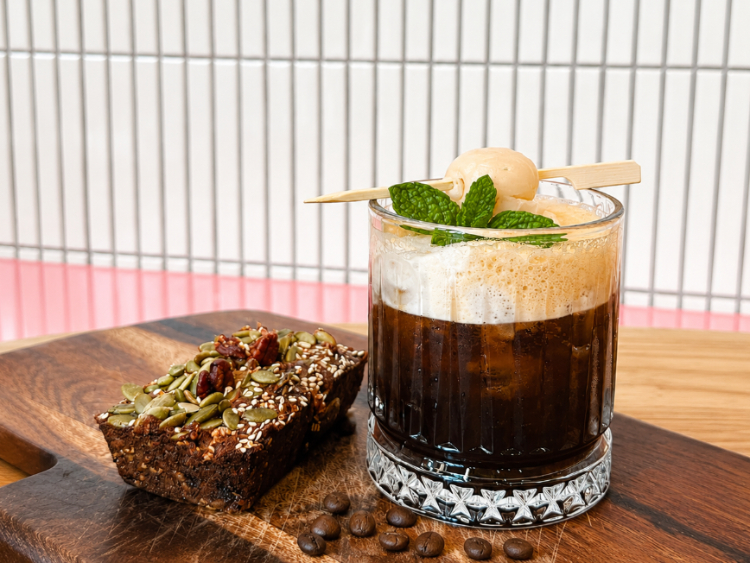 No.14 Cafe slider image