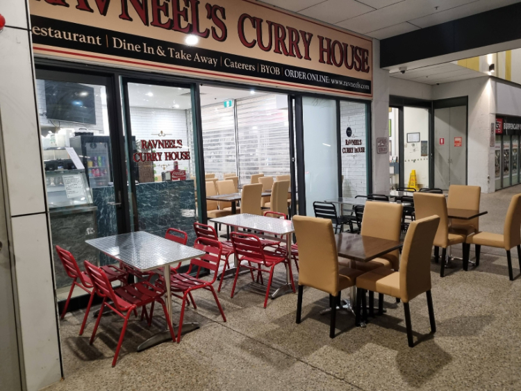 Ravneels Curry House slider image