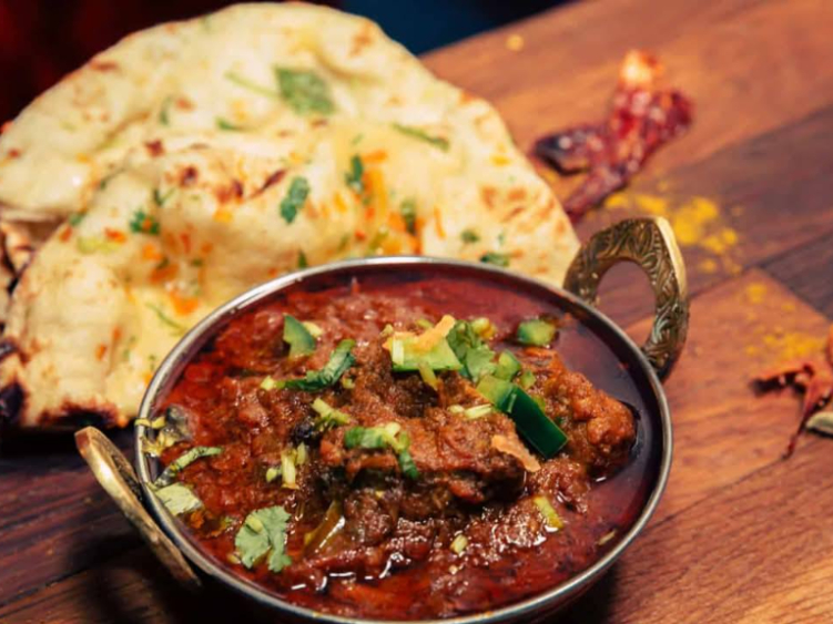 Ravneels Curry House slider image