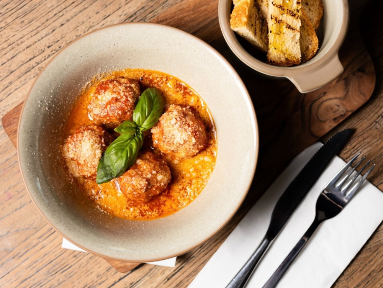 Rebello - A Slice of Italy slider image