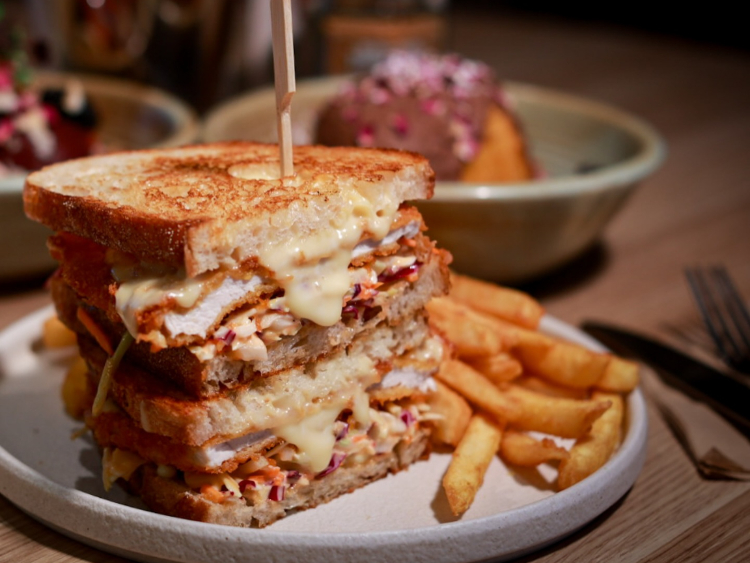 Leaf Cafe & Co - Rhodes  slider image