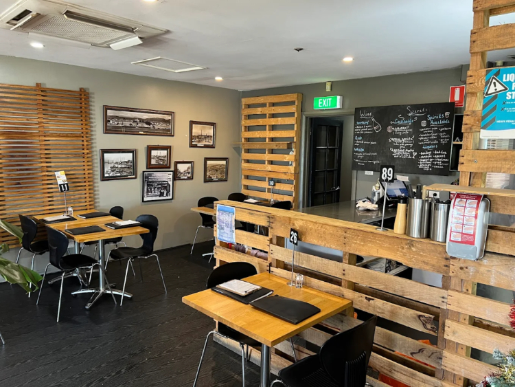 Harbour Lights Cafe slider image