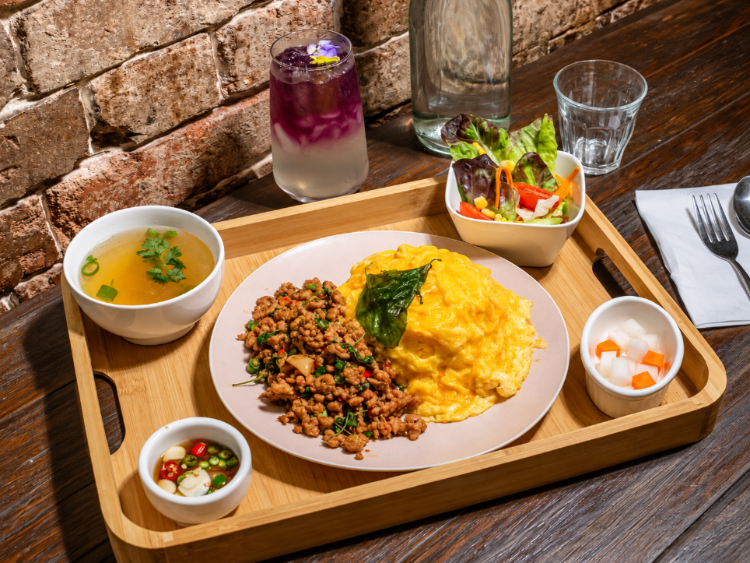 BOON Restaurant and Cafe slider image