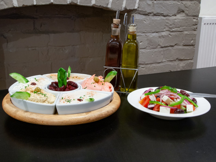 Lefteris Greek Taverna slider image