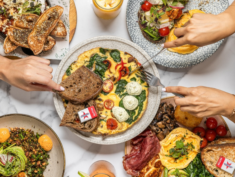 Cafe Capri slider image