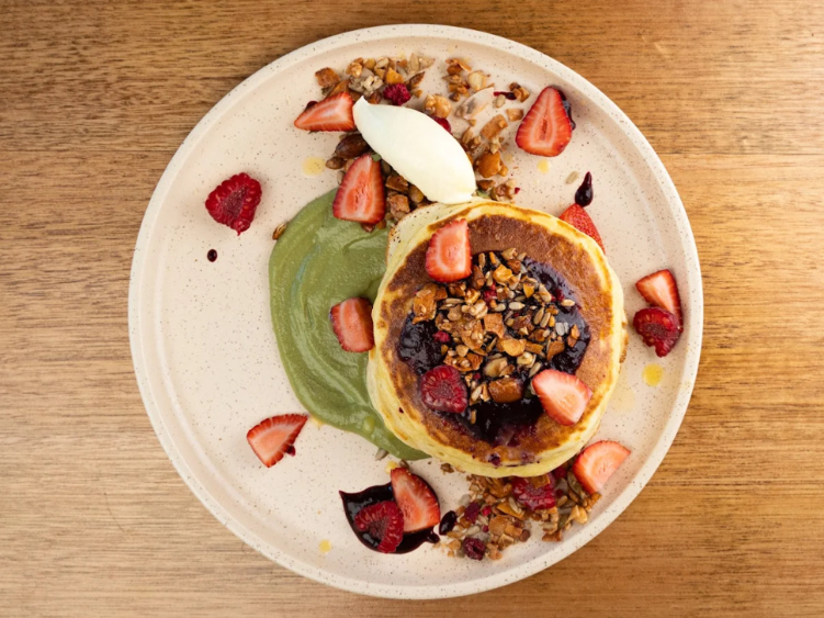 Tovola Cafe Eatery & Bar  slider image