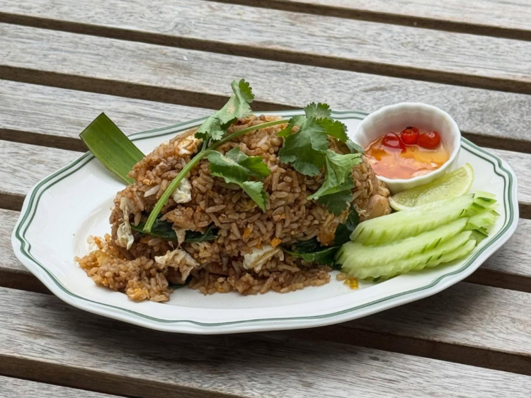 Udom House slider image