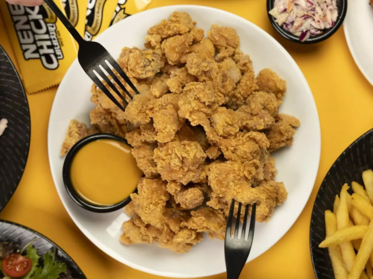 NeNe Chicken - Southlands slider image