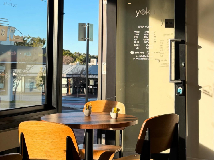 Cafe Yoka slider image