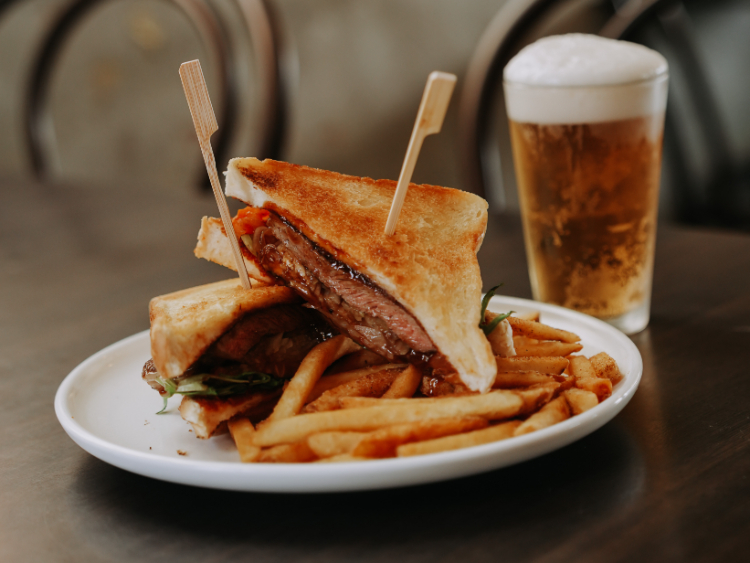 Anouk Cafe slider image