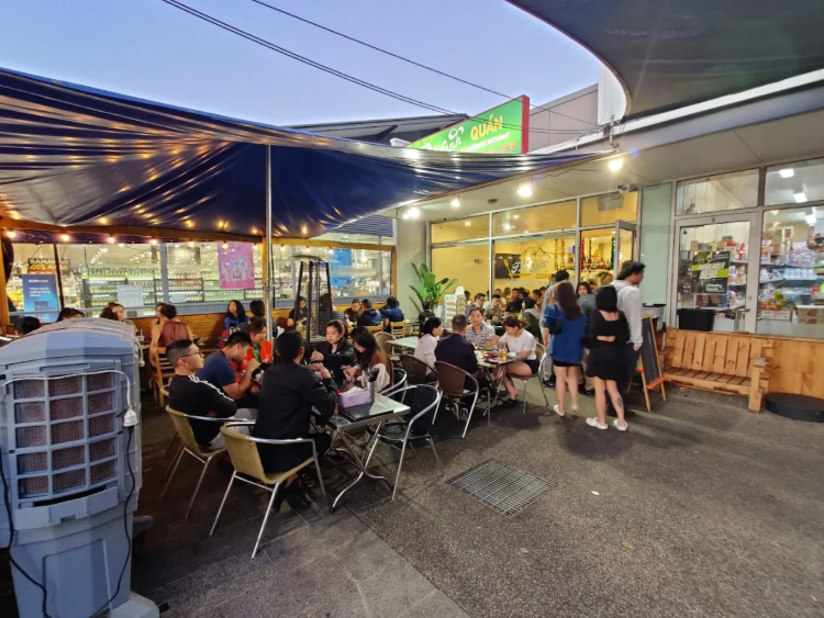 Doi Xanh Quan slider image