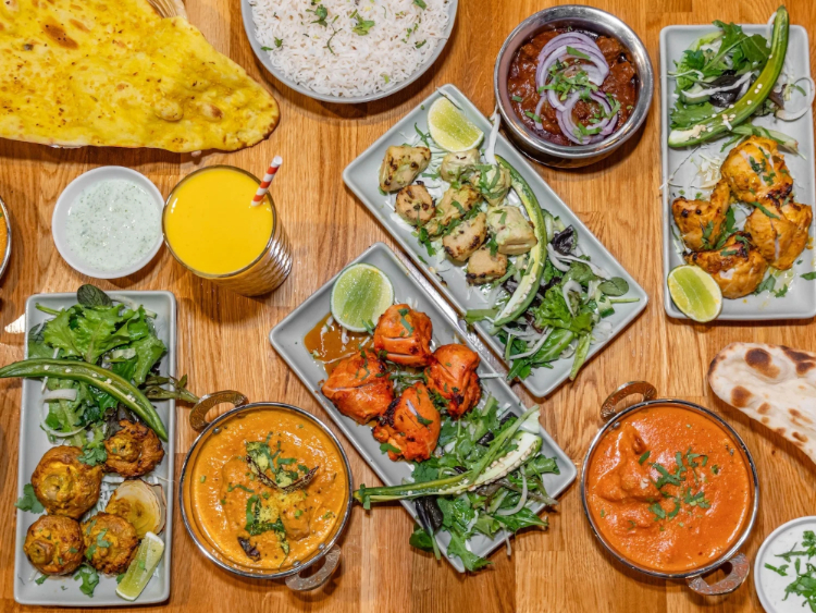 Som Ras Indian Restaurant slider image
