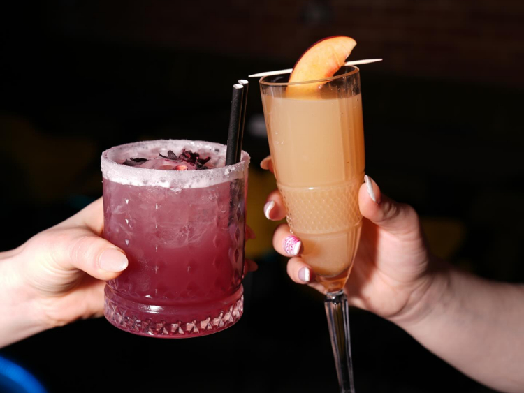 Moon Resto Lounge slider image