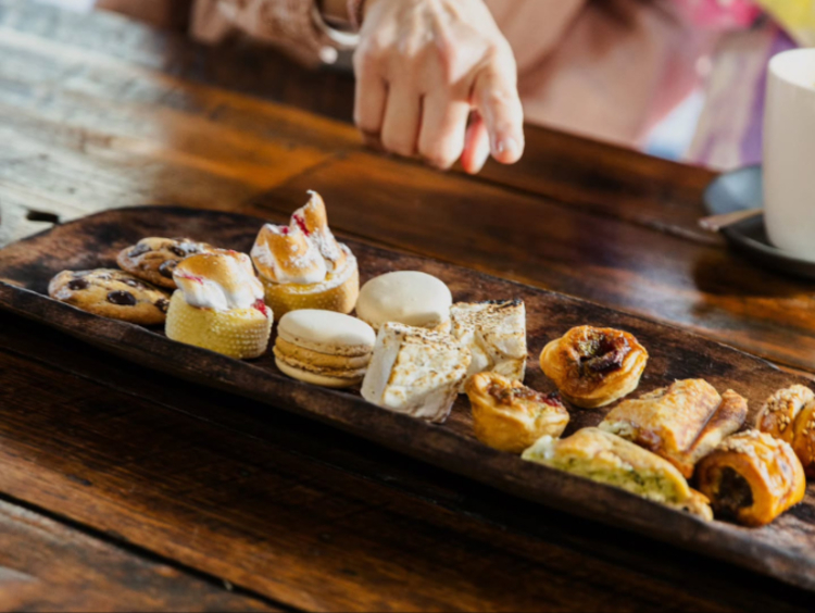 Booln Booln Cafe slider image