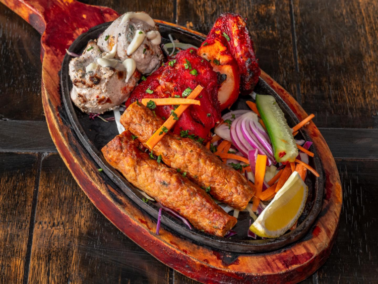 New Mantraa Indian Cuisine slider image