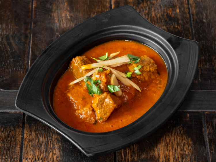 New Mantraa Indian Cuisine slider image