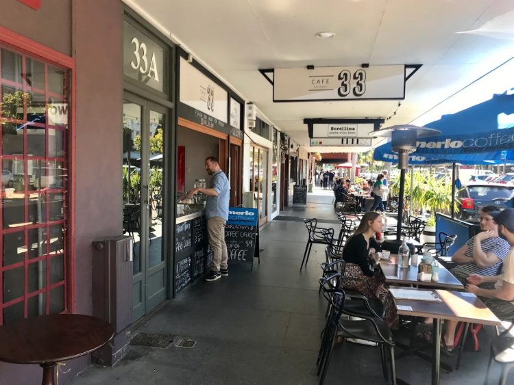 Cafe 33 - Brisbane slider image