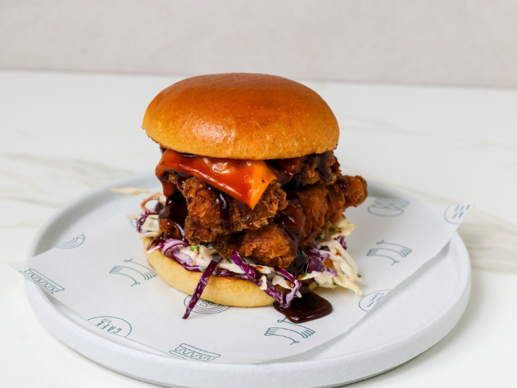 Leaf Cafe & Co - Stanhope Gardens slider image