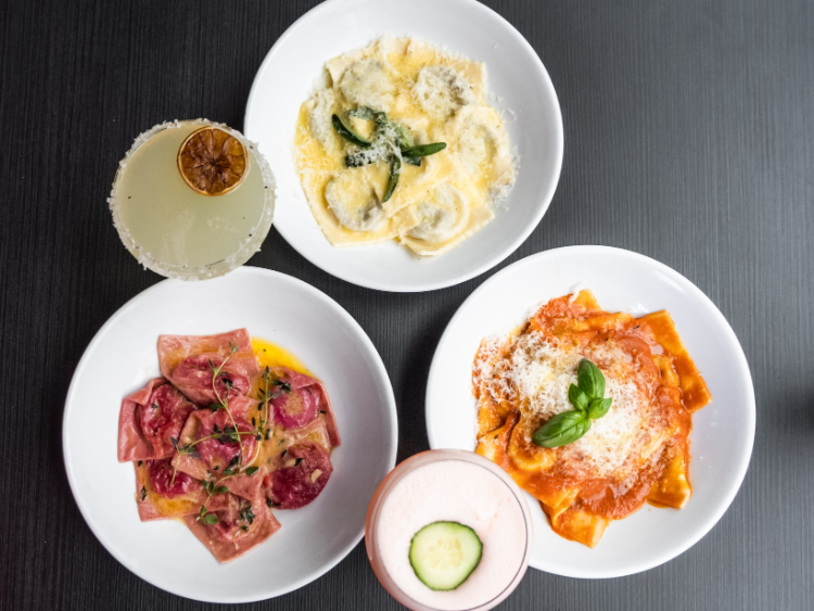 Tommasinos slider image