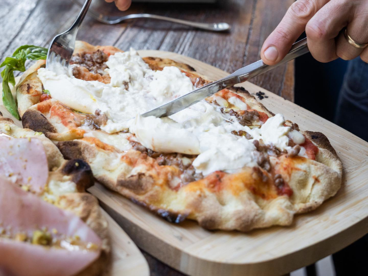 Tommasinos slider image