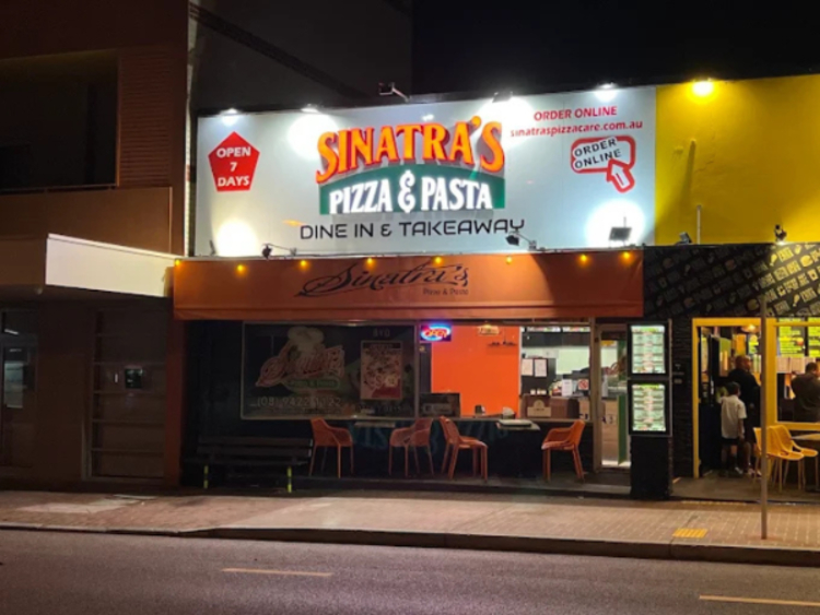 Sinatra's Pizza & Pasta slider image