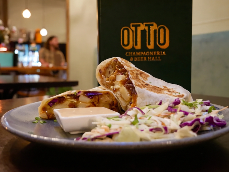 Otto Champagneria & Beer Hall slider image