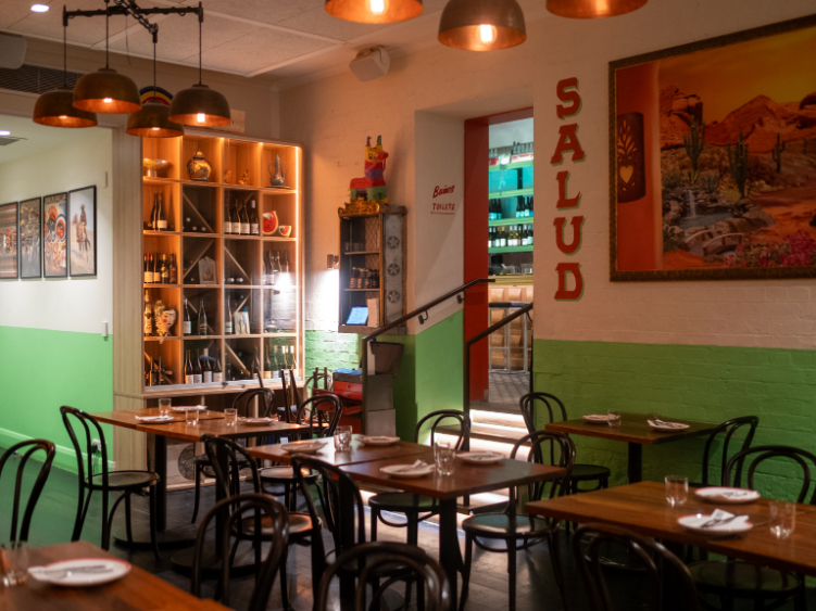 Tres a Cinco slider image