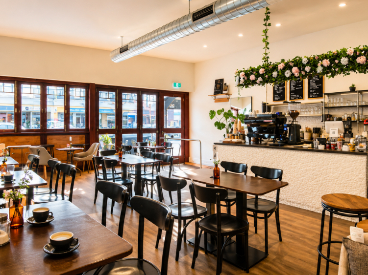Mash Cafe and Restaurant slider image