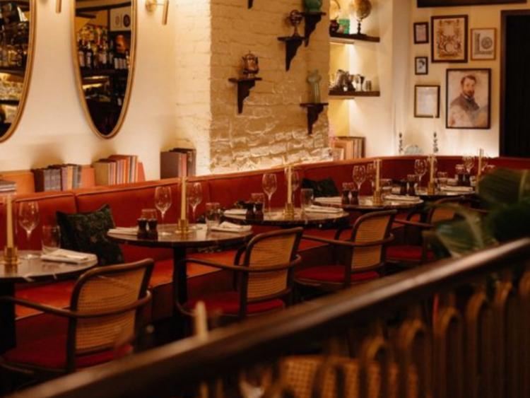 Chez Lui slider image