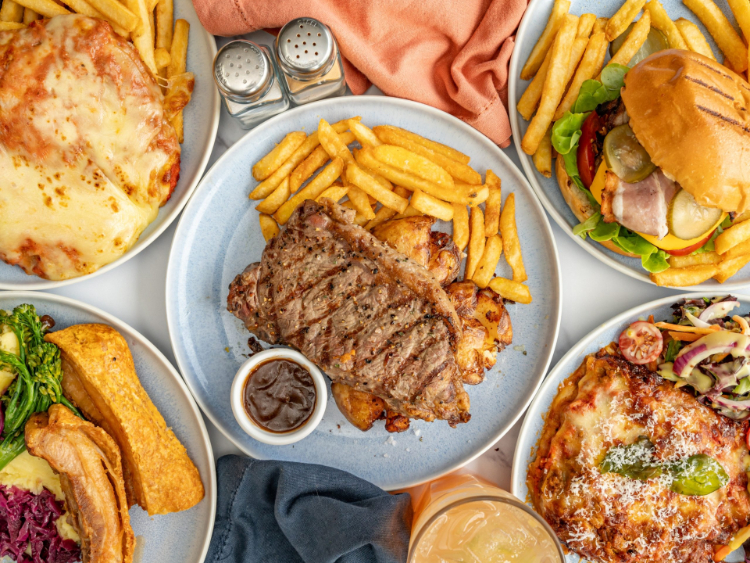 Mayfield Bowls Club Bistro slider image