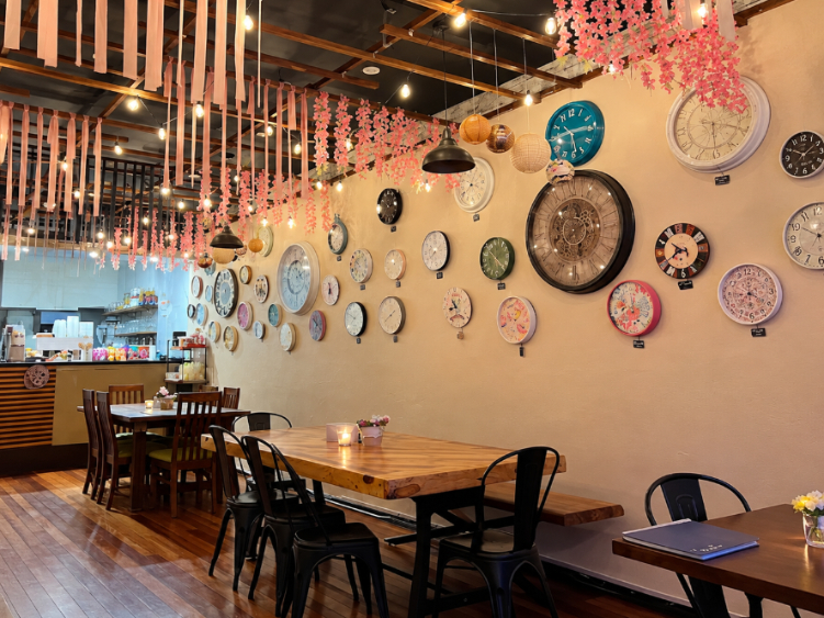 Lugaw Queen Restaurant slider image